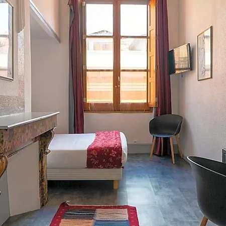 Croix Baragnon Hotel 2*