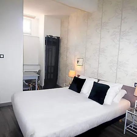 Croix Baragnon Hotel 2*