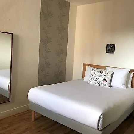 Croix Baragnon Hotel 2*
