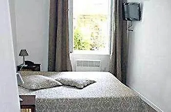 מלון Croix Baragnon 2*