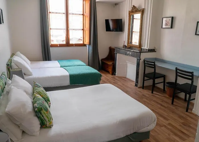 Croix Baragnon Hotel