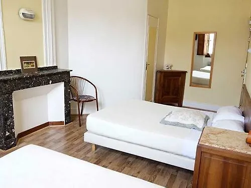 Croix Baragnon Hotel 2*