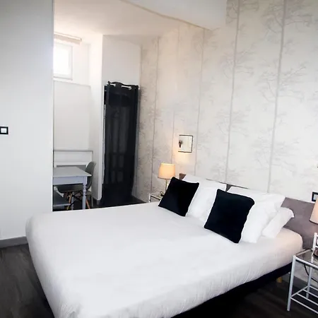 Hotel Croix Baragnon 2*